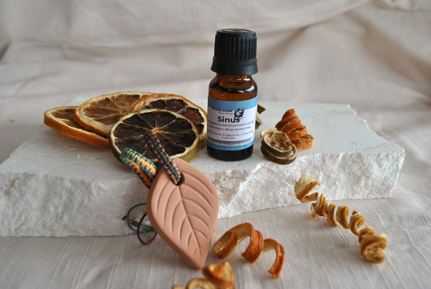 Car / Room Air Freshener Clay Disc +/- Diffuser Blend