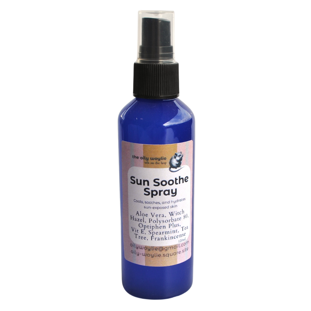 After-sun soothing lotion designed to cool and hydrate sun-exposed skin.